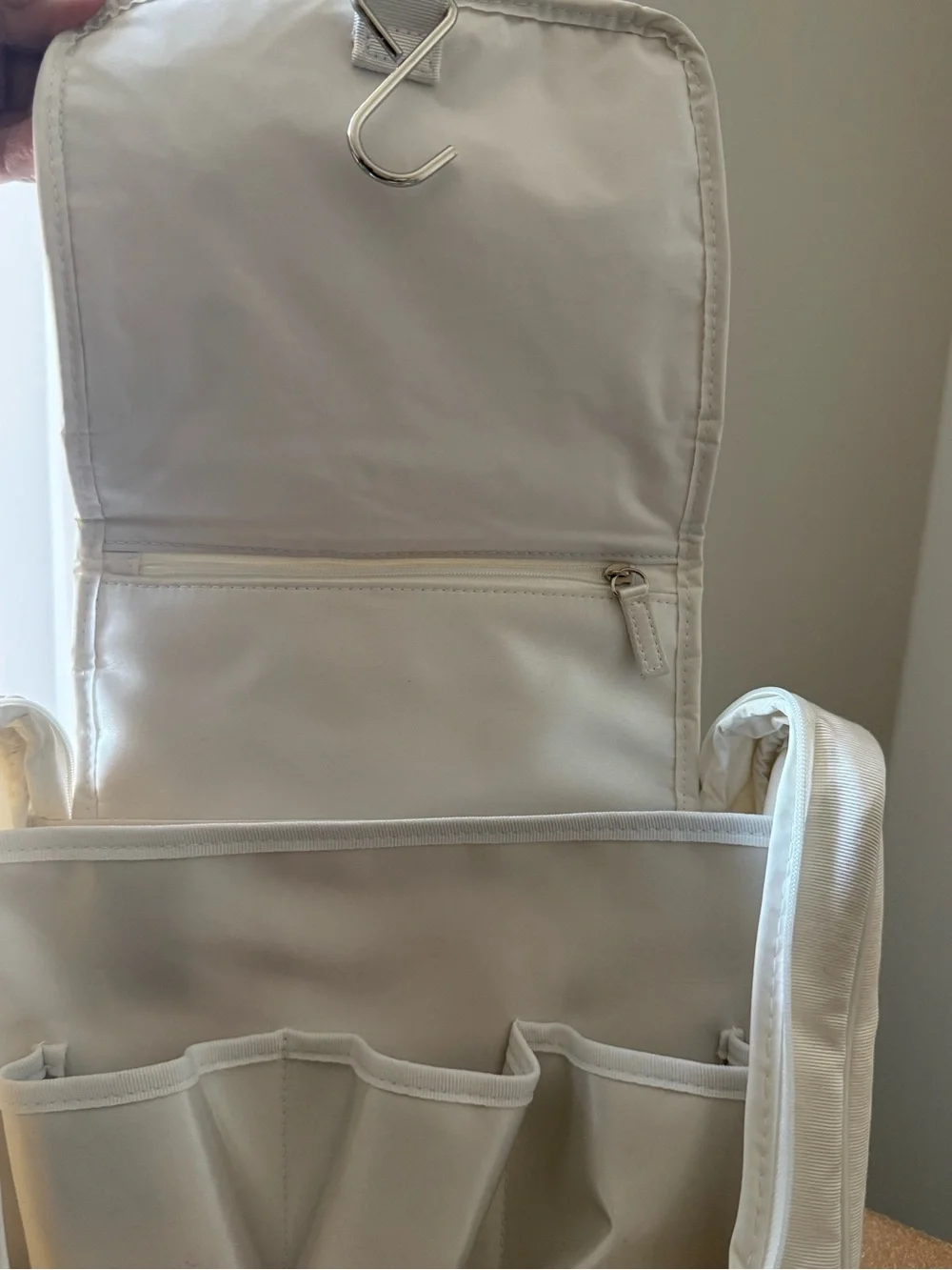 ✨ Christian Dior White Hanging Beauty Organizer Bag - Luxury ✨